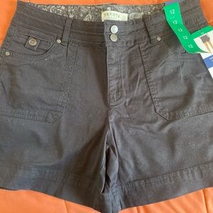 Dakota Blue Ladies Shorts